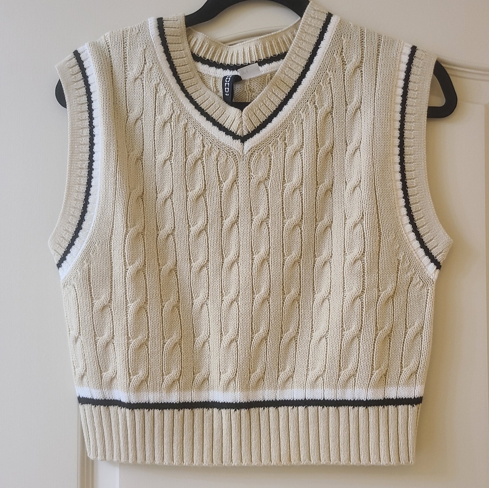 H&M SWEATER VEST